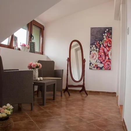 Apartment Suncica *